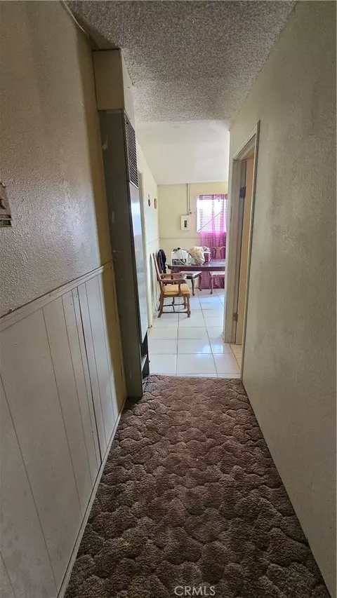 Entry Way - 56727 Cone Blvd, Landers, CA 92285 photo 7 of 11