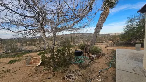 Exterior - 56727 Cone Blvd, Landers, CA 92285 photo 11 of 12