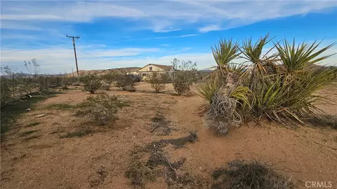 Exterior - 56727 Cone Blvd, Landers, CA 92285 photo 12 of 12