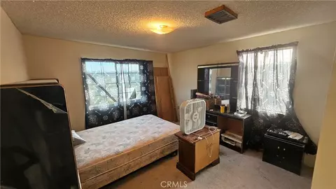 Bedroom - 56727 Cone Blvd, Landers, CA 92285 photo 3 of 4