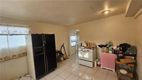 Entry Way - 56727 Cone Blvd, Landers, CA 92285 photo 2 of 11