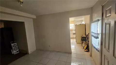 Entry Way - 56727 Cone Blvd, Landers, CA 92285 photo 4 of 11