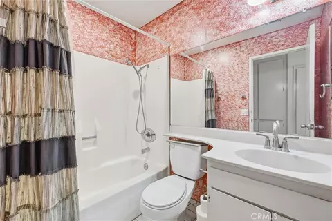 Bath - 4314 Baggett Dr, Riverside, CA 92505 photo 1 of 2