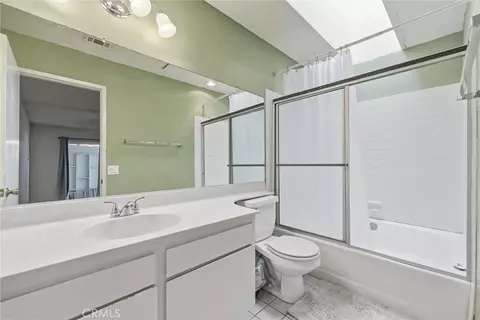 Bath - 4314 Baggett Dr, Riverside, CA 92505 photo 2 of 2