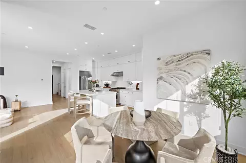 Dining - 120 Eversedge, Irvine, CA 92618 photo 2 of 2