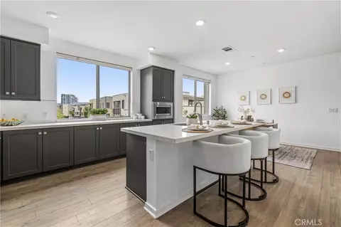 Kitchen - 221 Bowery, Irvine, CA 92612 photo 2 of 7