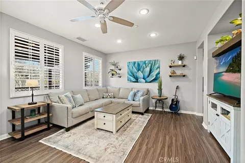 5 Dietes Ct, Ladera Ranch, CA 92694