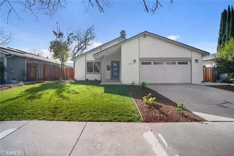 332 Oakberry Way, San Jose, CA 95123