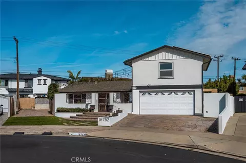 16762 Mulberry Cir, Fountain Valley, CA 92708