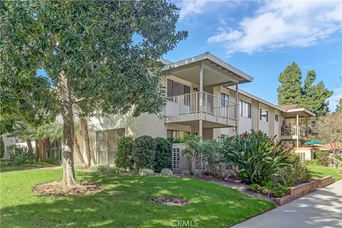 930 Ave Majorca #Q, Laguna Woods, CA 92637