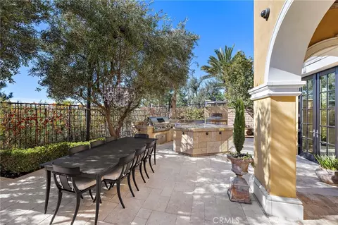 Exterior - 12 Thomas Rd, Ladera Ranch, CA 92694 photo 9 of 10