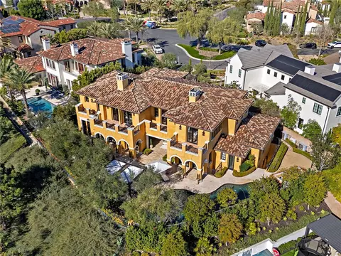 12 Thomas Rd, Ladera Ranch, CA 92694