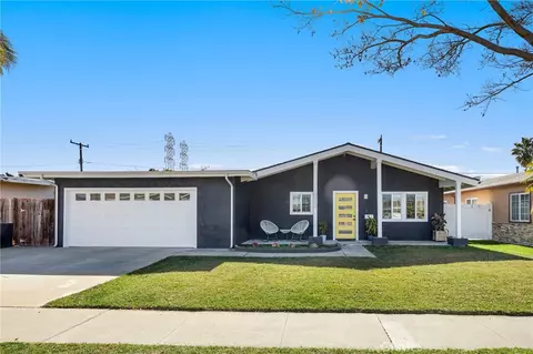 10212 Pua Dr, Huntington Beach, CA 92646