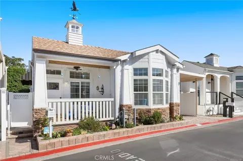 252 Mayflower Dr, Newport Beach, CA 92660