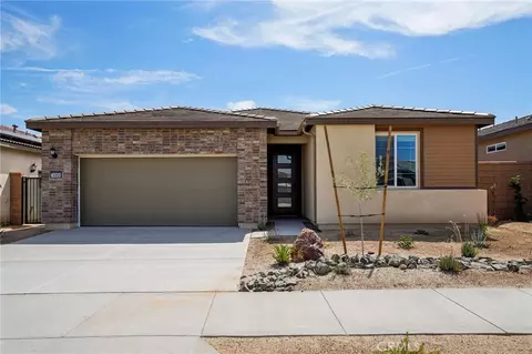 74908 Trousdale Dr, Palm Desert, CA 92211