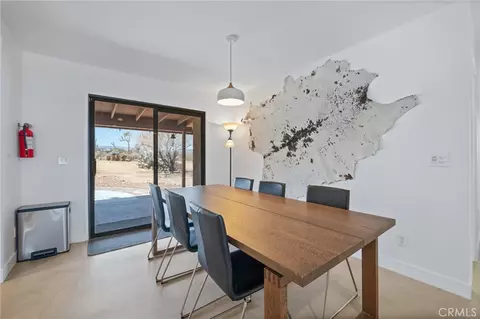 Dining - 6748 San Angelo, Joshua Tree, CA 92252 photo 2 of 2