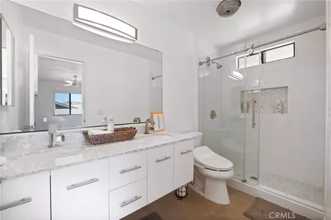 Bath - 6748 San Angelo, Joshua Tree, CA 92252 photo 1 of 4