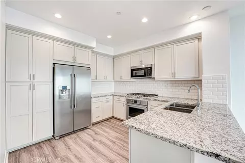 572 E Imperial, El Segundo, CA 90245