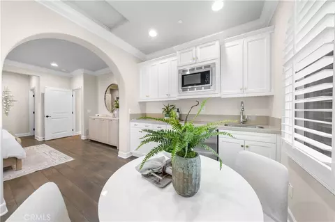 Entry Way - 71 Clocktower, Irvine, CA 92620 photo 4 of 11