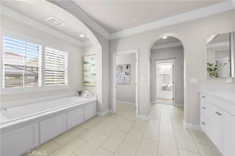 Entry Way - 71 Clocktower, Irvine, CA 92620 photo 8 of 11