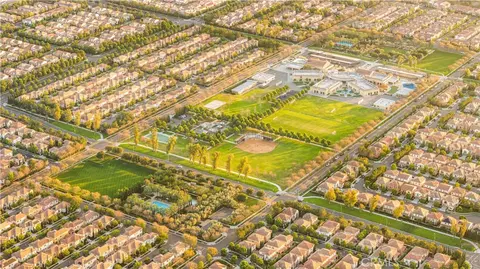 View/Area - 71 Clocktower, Irvine, CA 92620 photo 9 of 10