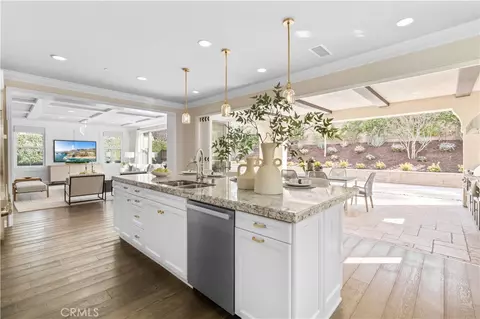 Entry Way - 71 Clocktower, Irvine, CA 92620 photo 2 of 11