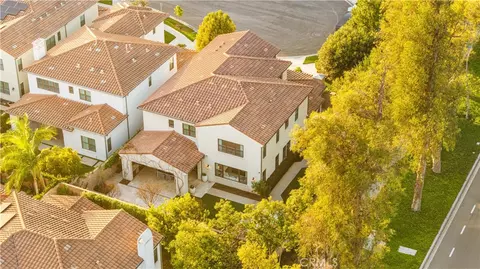 View/Area - 71 Clocktower, Irvine, CA 92620 photo 6 of 10