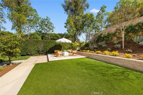 Exterior - 71 Clocktower, Irvine, CA 92620 photo 7 of 8