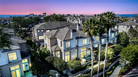 19328 Surfwave Dr, Huntington Beach, CA 92648