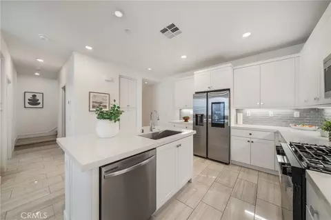 3040 Cove Ct, Rancho Mission Viejo, CA 92694