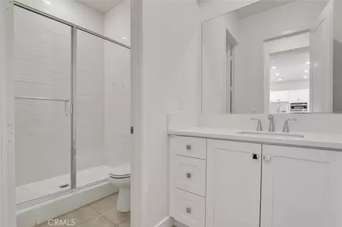 Bath - 145 Sash, Irvine, CA 92618 photo 1 of 2