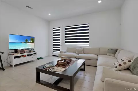 Other - 145 Sash, Irvine, CA 92618 photo 3 of 8