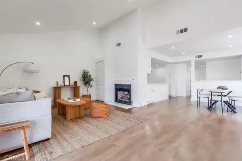 946 W 220th St #216, Torrance, CA 90502