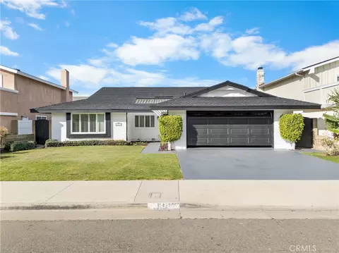6821 Loyola Dr, Huntington Beach, CA 92647
