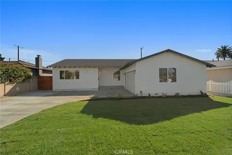 534 E Hoover, Orange, CA 92867
