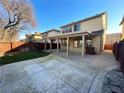 Exterior - 4660 Lue Ln, Carmichael, CA 95608 photo 2 of 3
