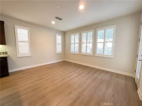 Living - 4660 Lue Ln, Carmichael, CA 95608 photo 4 of 4
