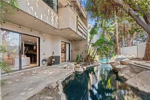 409 Bryson Spgs, Costa Mesa, CA 92627