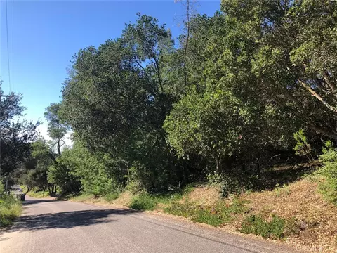 221 Tucker Rd, Royal Oaks, CA 95076
