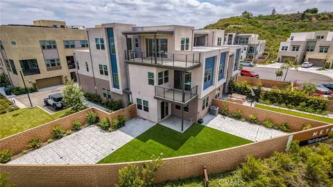 2058 Hollyleaf, Montebello, CA 90640