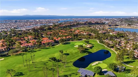 200 Villa Pt, Newport Beach, CA 92660