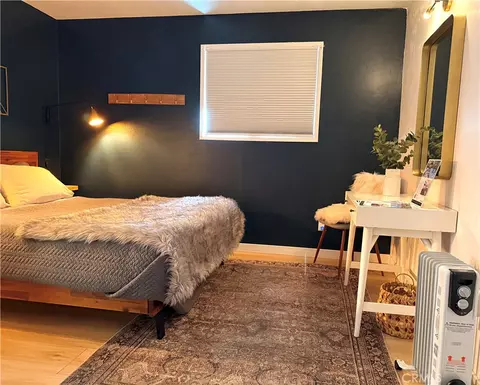 Bedroom - 376 Riverside Ave, Sugarloaf, CA 92386 photo 3 of 4