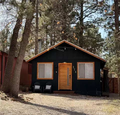 376 Riverside Ave, Sugarloaf, CA 92386