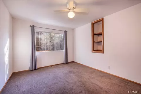 Bedroom - 889 Mcalister Rd, Big Bear City, CA 92314 photo 9 of 10