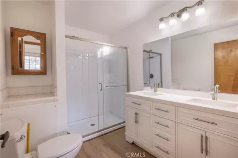 Bath - 889 Mcalister Rd, Big Bear City, CA 92314 photo 3 of 5