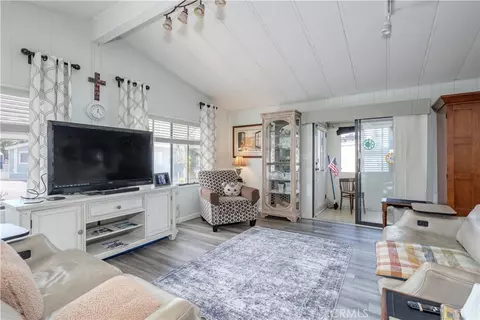 80 Huntington #618, Huntington Beach, CA 92648
