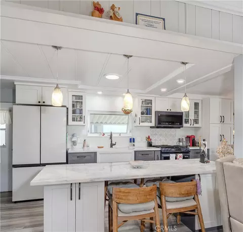 80 Huntington #618, Huntington Beach, CA 92648
