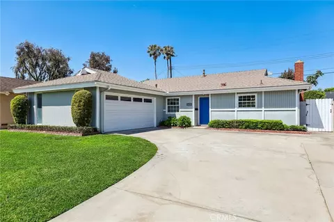 17191 Kampen Ln, Huntington Beach, CA 92647