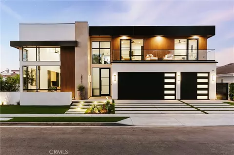 2321 Mesa Dr, Newport Beach, CA 92660