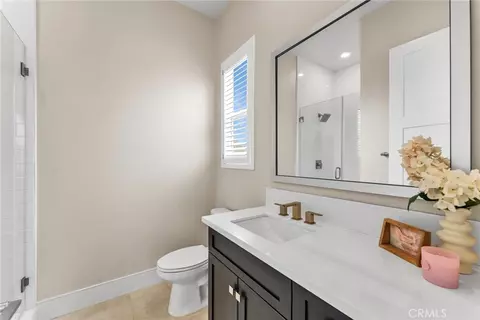 Bath - 114 Crossover, Irvine, CA 92618 photo 3 of 4